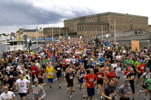 Stockholm Halvmarathon mot rekord