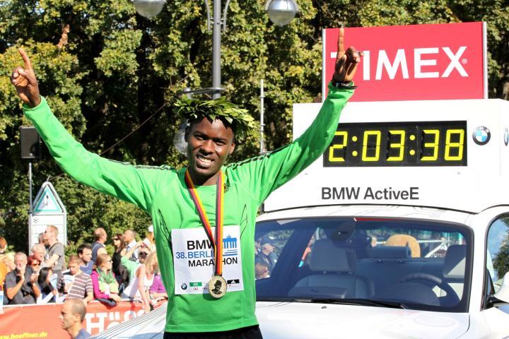 Patrick Makau slog världsrekord i Berlin