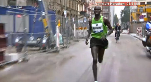 Kipsang nära maratonrekordet i Frankfurt