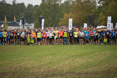 Profiltätt startfält på Lidingöloppet