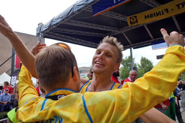 Sverige presterade i topp på VM i 100 km