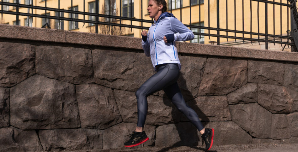 Jessica springer 420 kilometer på 10 dagar – avslutar med Paris Marathon