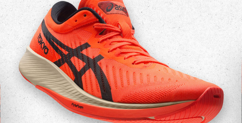 Äntligen släpps ASICS nya tävlingssko – METARACER